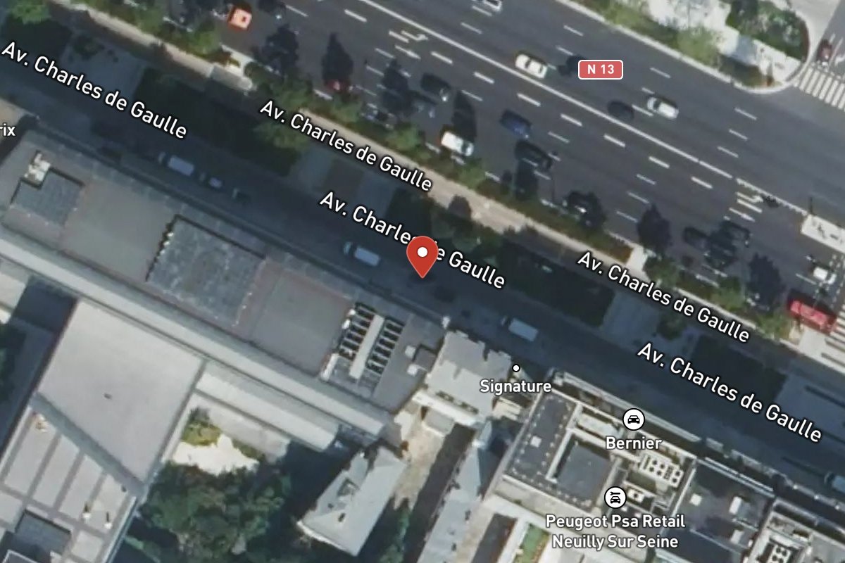 Vue satellite — 135 Avenue Charles de Gaulle