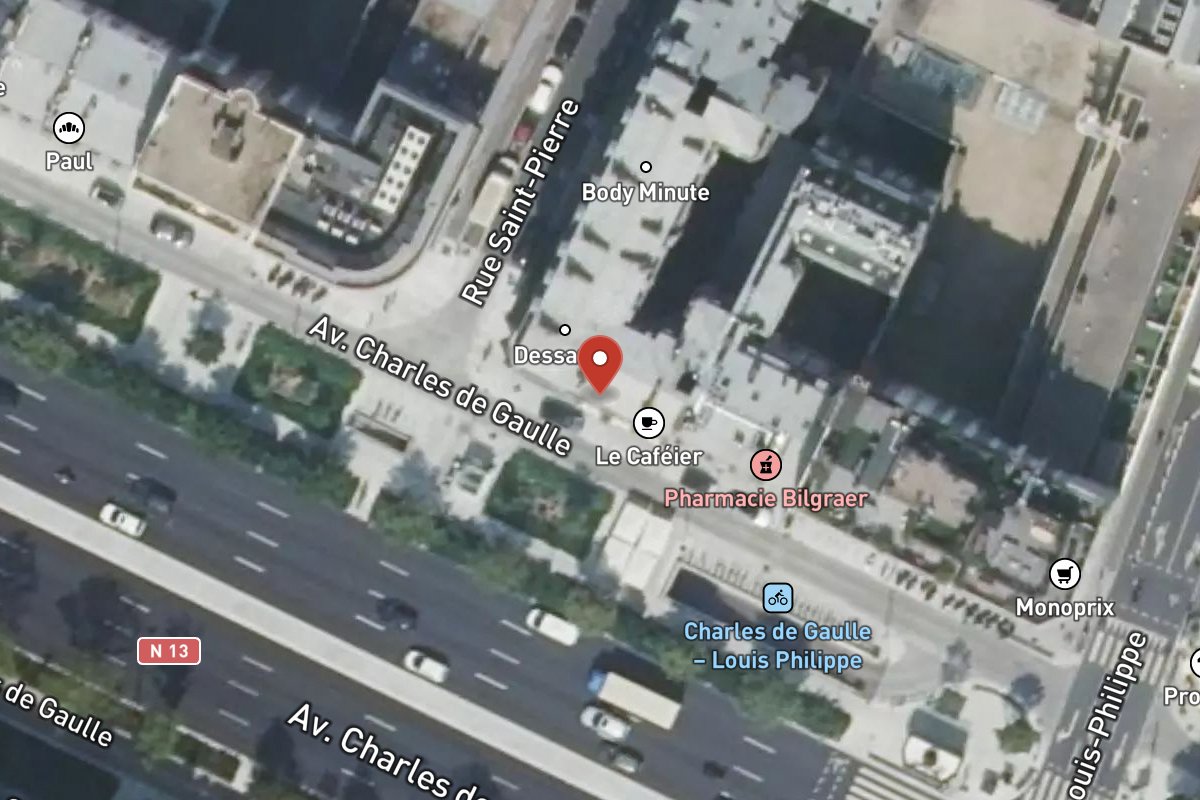 Vue satellite — 84 Avenue Charles de Gaulle