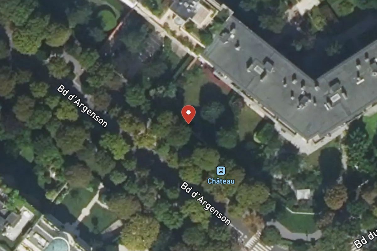 Vue satellite — 10 Avenue du Château