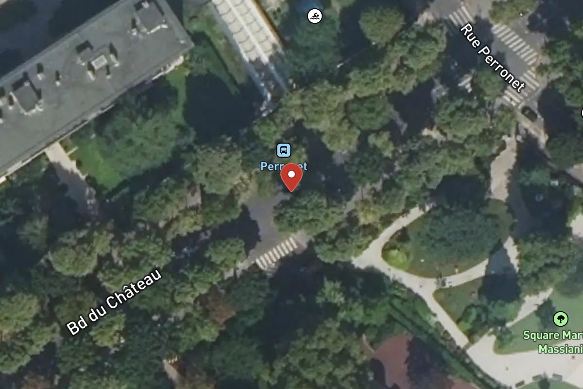 Vue satellite — 33 Avenue du Château