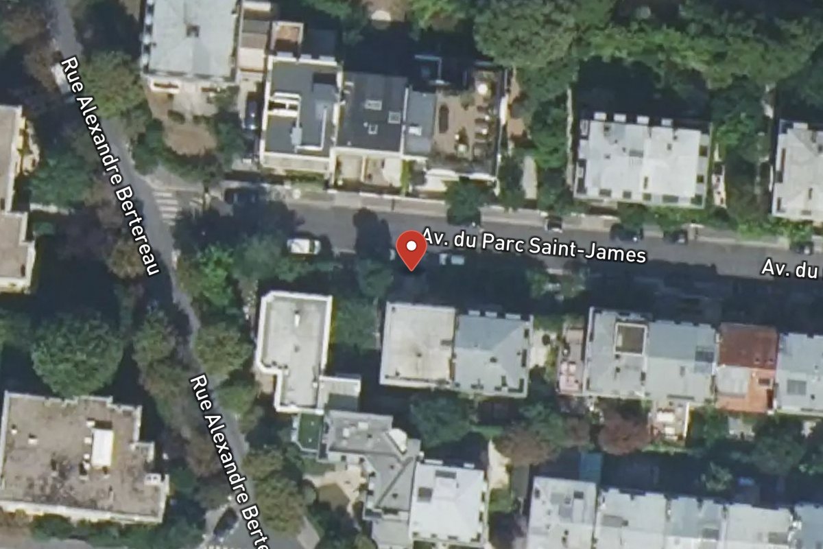 Vue satellite — 33 Avenue du Parc Saint-james