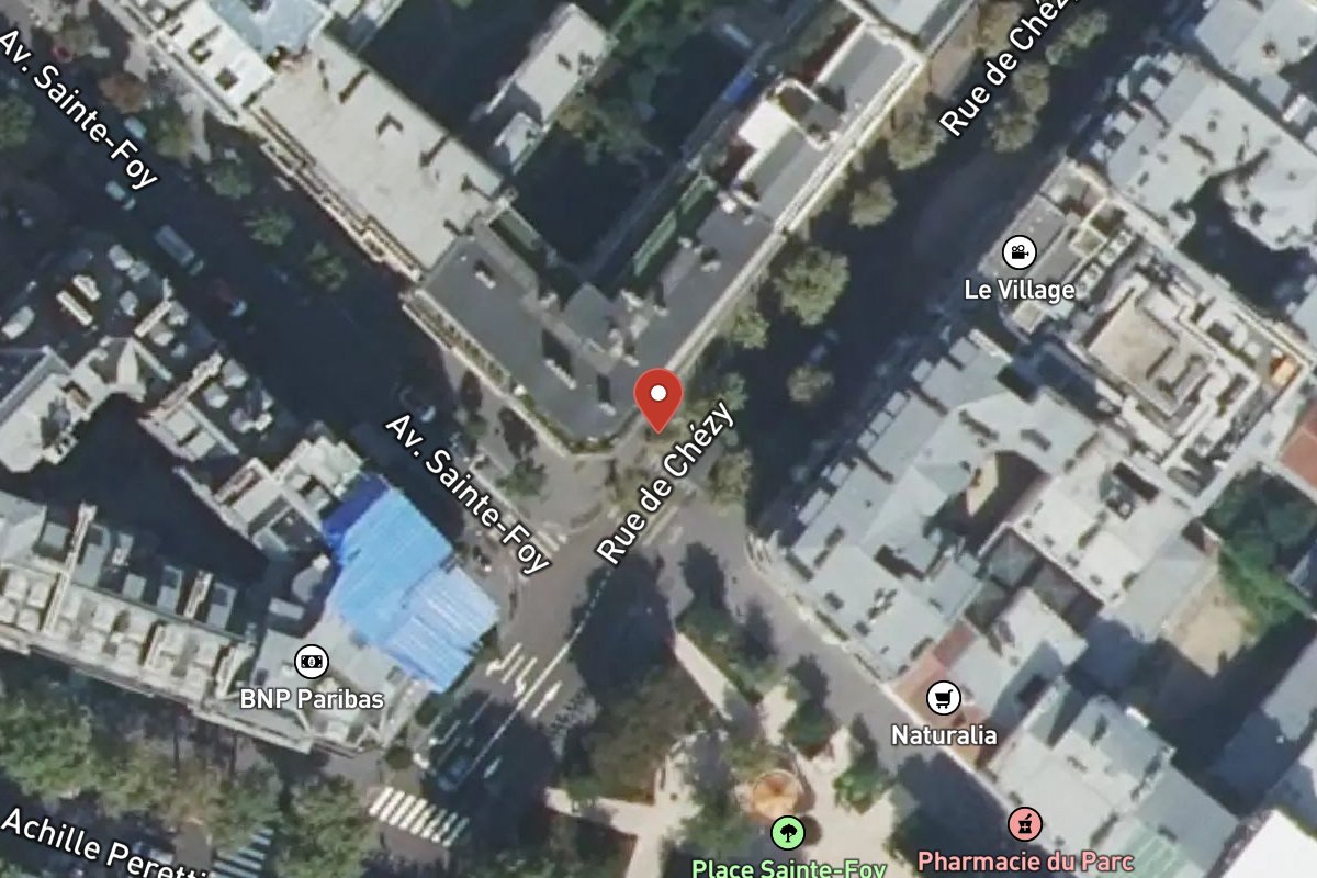 Vue satellite — 2 Avenue Sainte-Foy