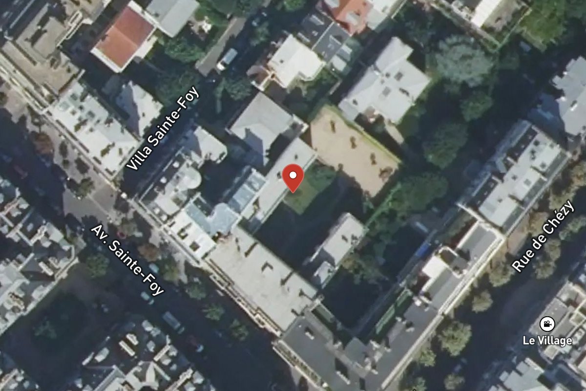 Vue satellite — 8 Avenue Sainte-Foy