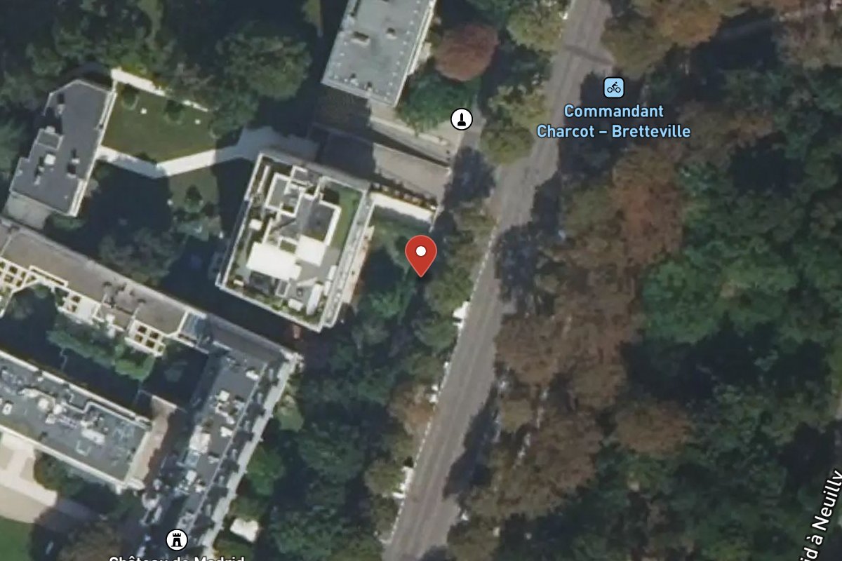 Vue satellite — 33 Boulevard du Commandant Charcot