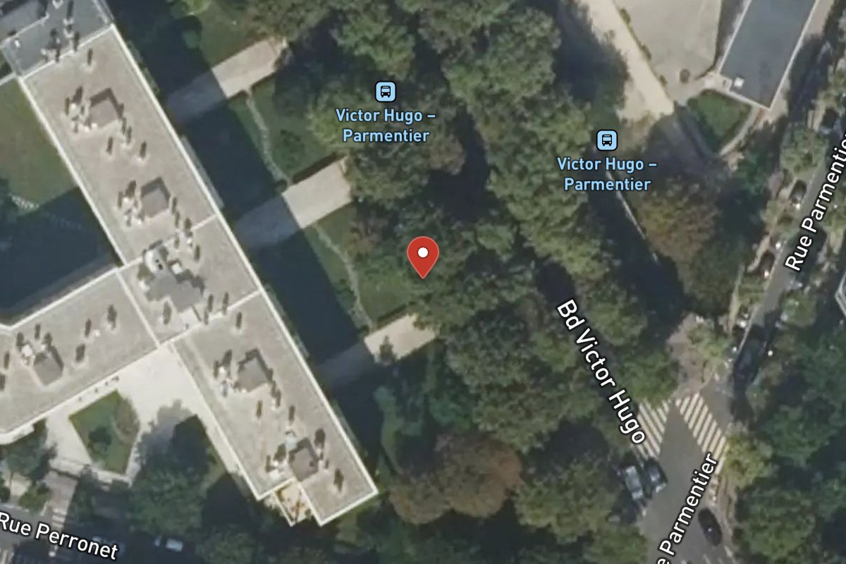 Vue satellite — 11 Boulevard Victor Hugo