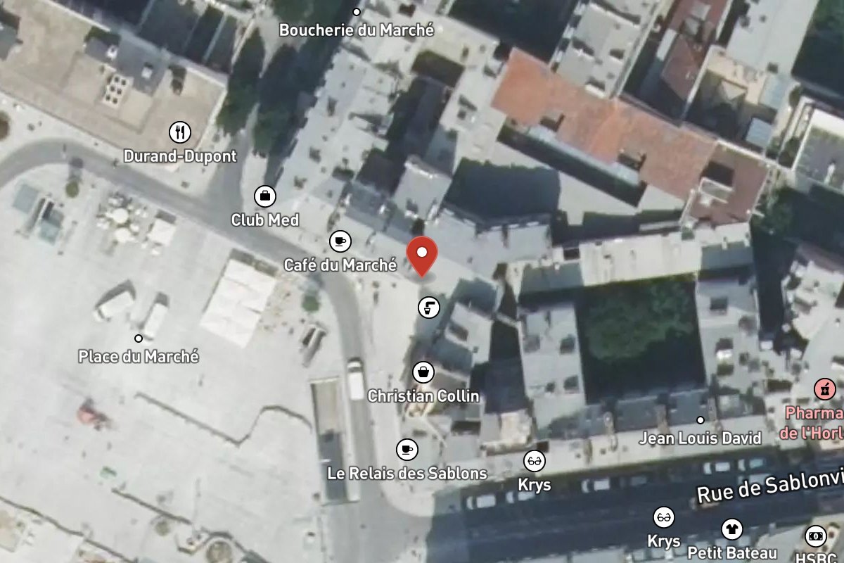 Vue satellite — 8 Place du Marché
