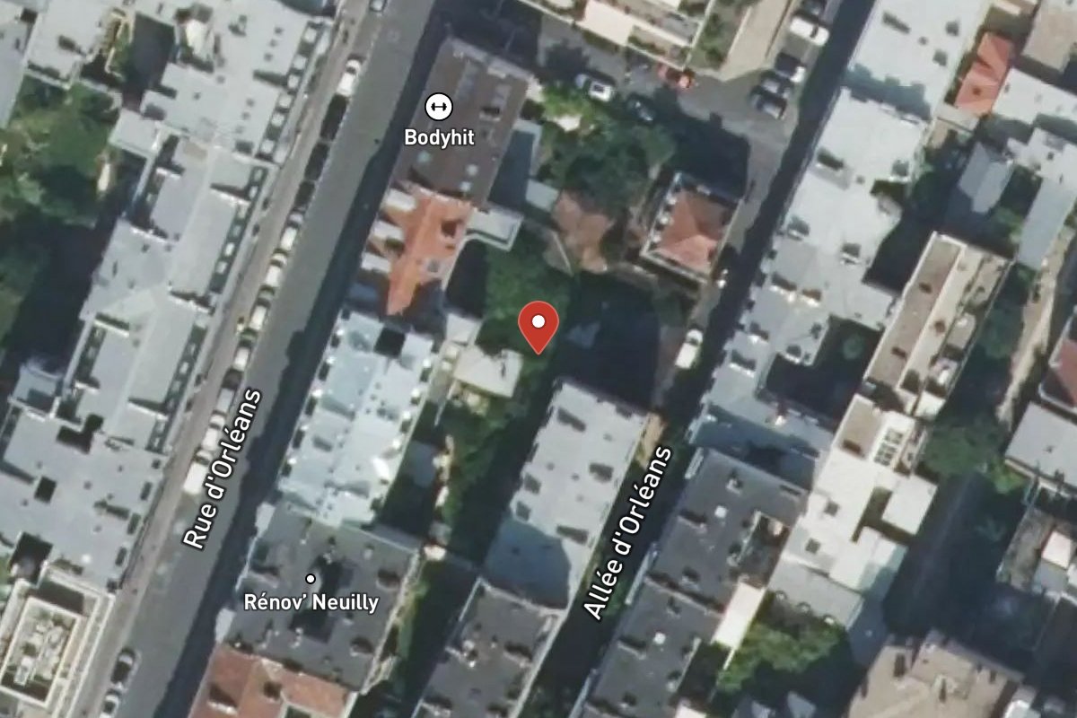 Vue satellite — 22 Rue d'Orléans