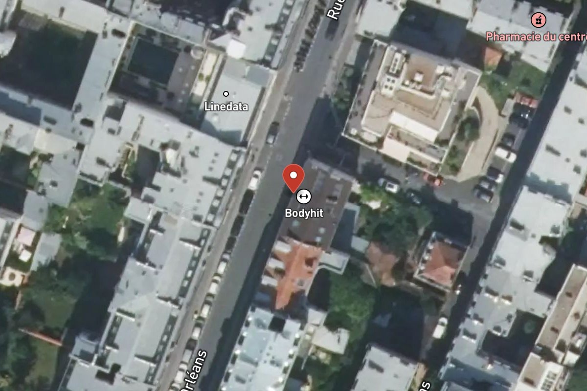 Vue satellite — 28 Rue d'Orléans