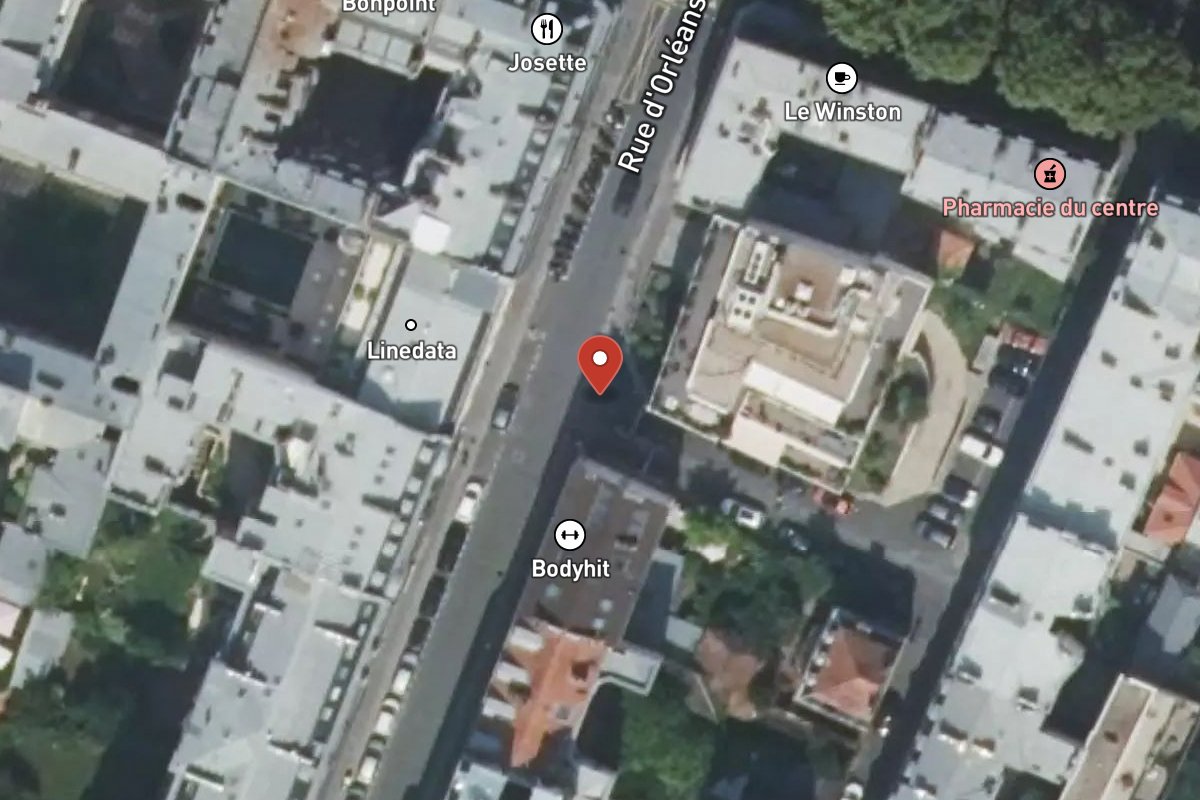 Vue satellite — 30 Rue d'Orléans