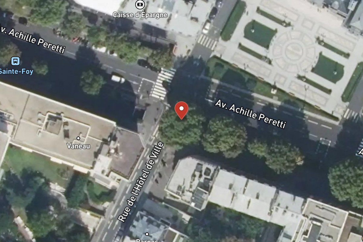 Vue satellite — 24 Rue de l'Hôtel de Ville