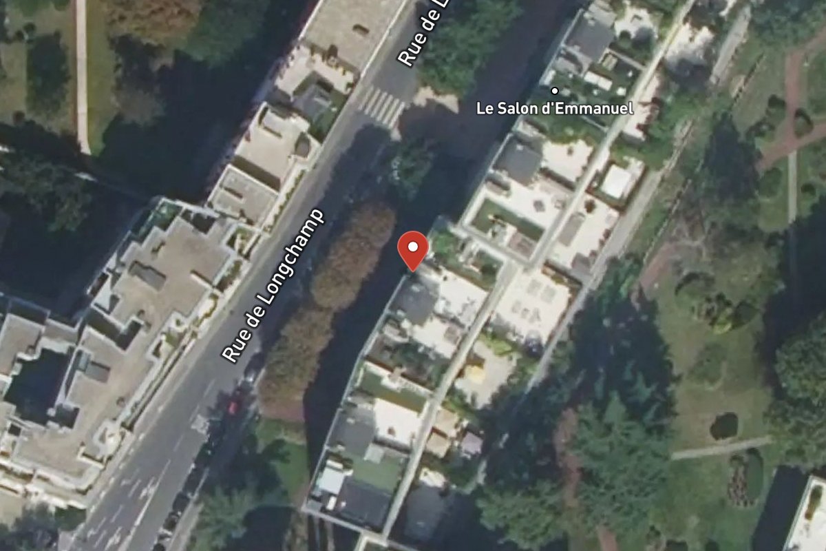 Vue satellite — 143 Rue de Longchamp