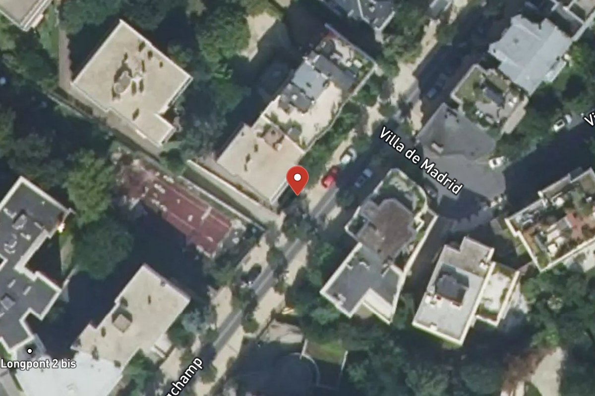 Vue satellite — 38 Rue de Longchamp