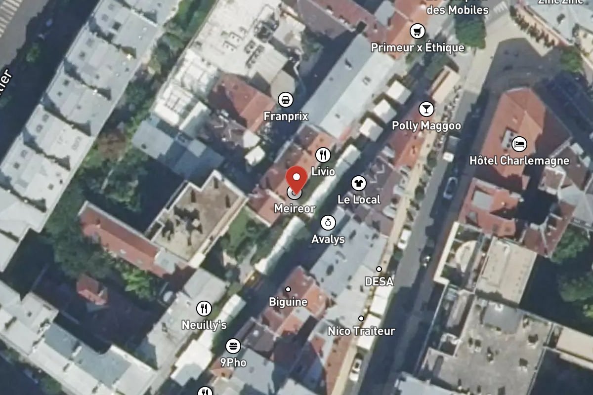 Vue satellite — 8 Rue de Longchamp
