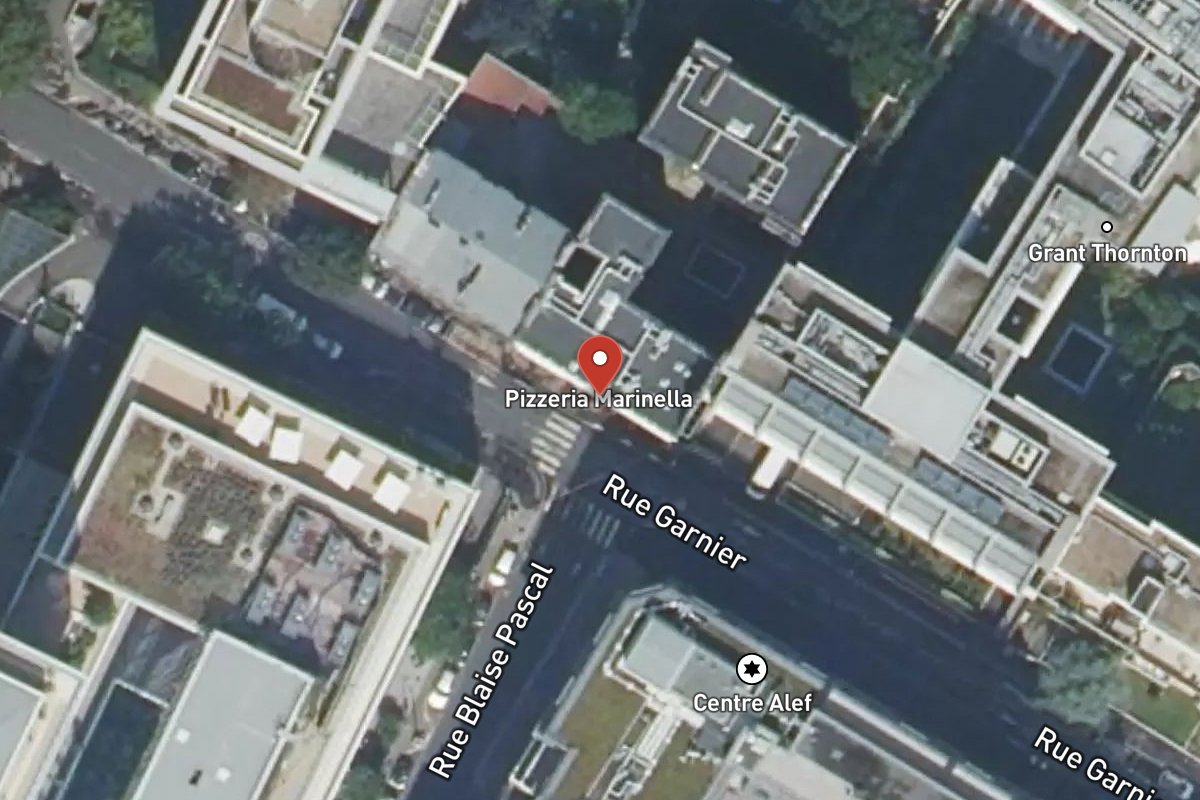Vue satellite — 24 Rue Garnier