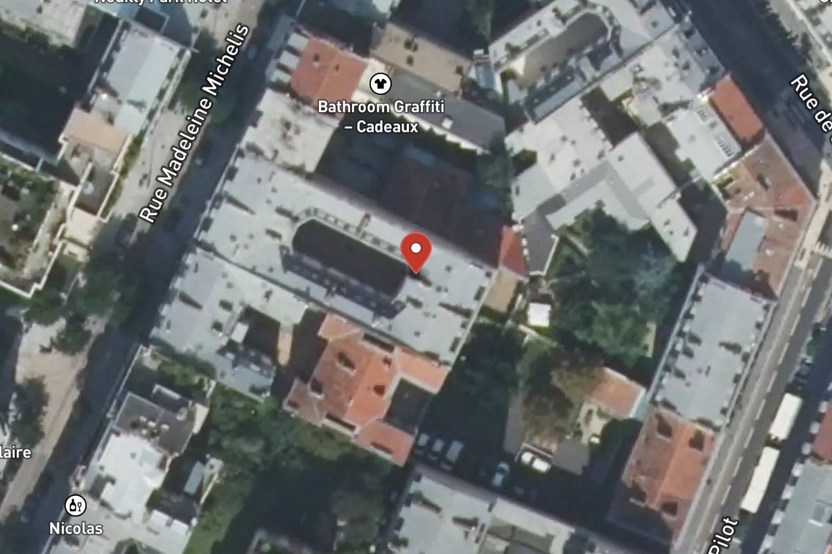 Vue satellite — 18Z Rue Madeleine Michelis