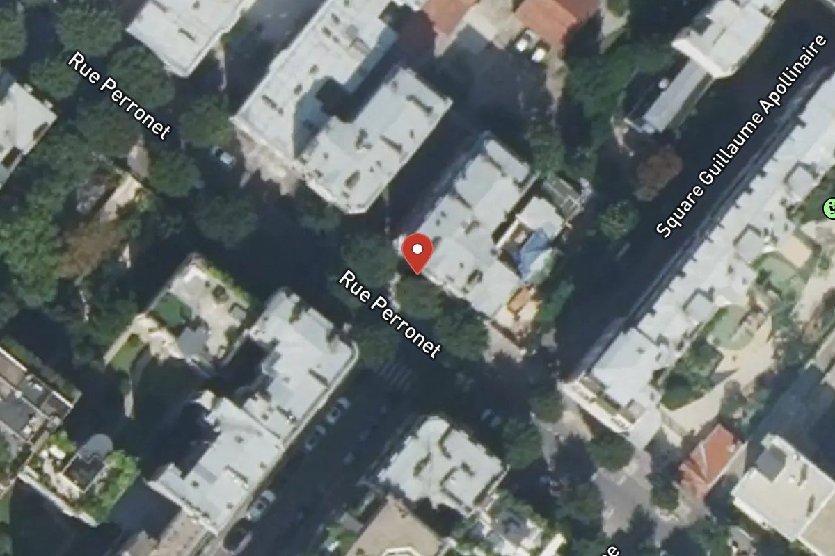 Vue satellite — 130 Rue Perronet