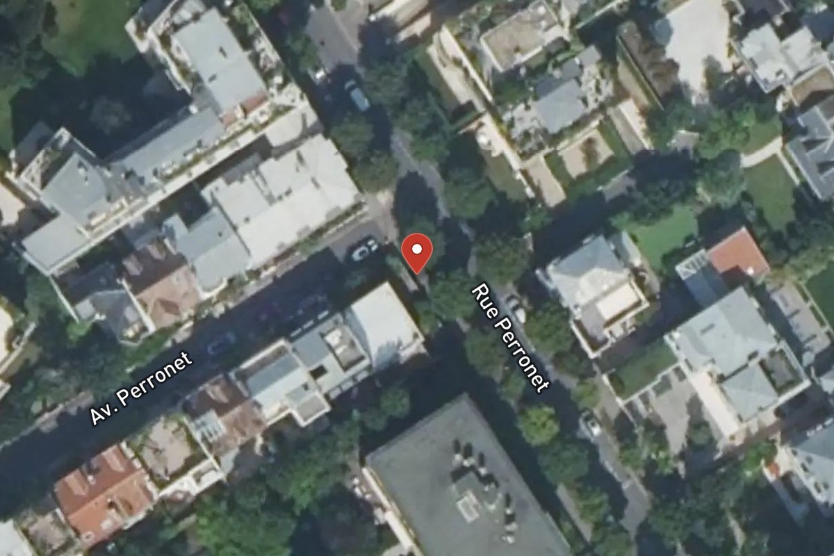Vue satellite — 137 Rue Perronet