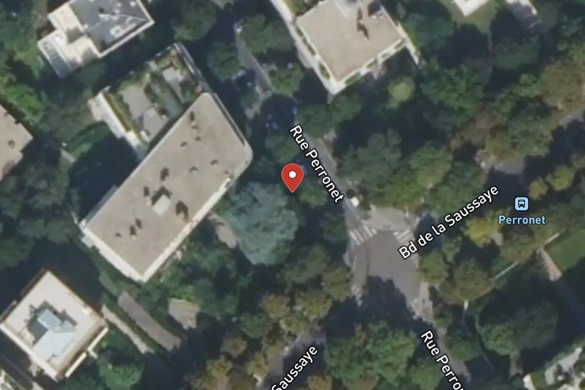 Vue satellite — 143 Rue Perronet
