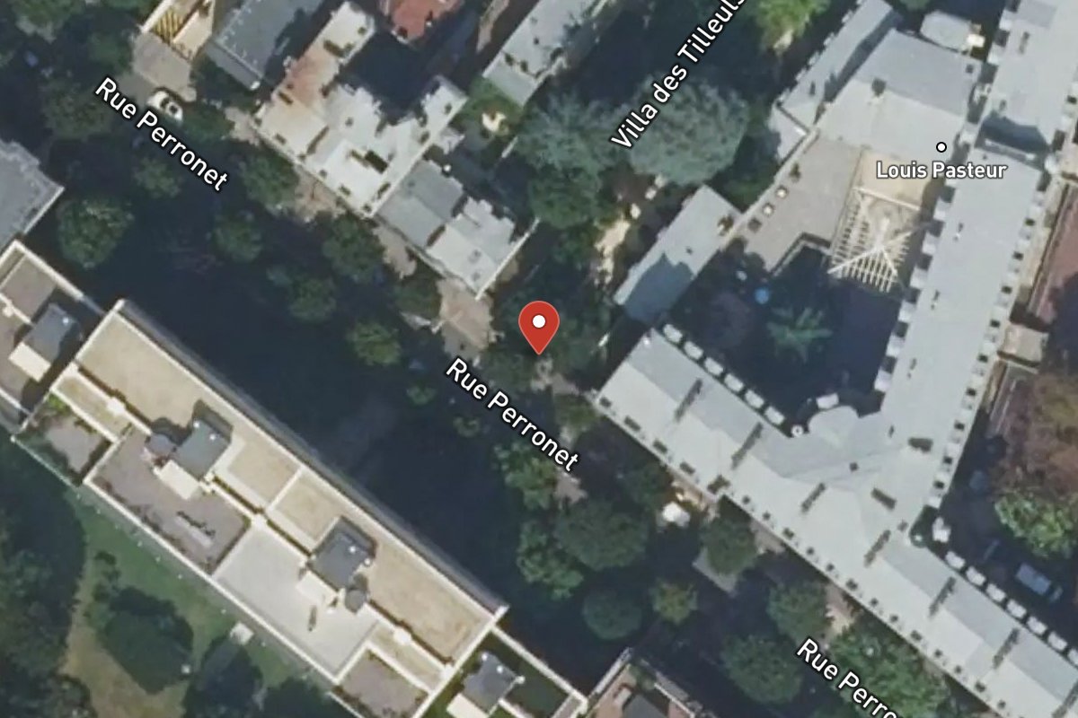Vue satellite — 74 Rue Perronet