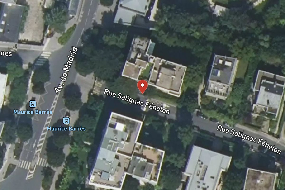 Vue satellite — 1 Rue Salignac Fénelon