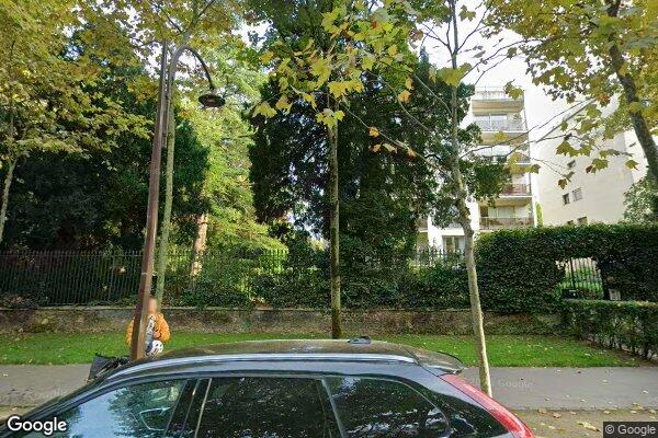 Vue Google Street View du 42 Avenue du Château