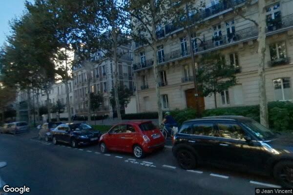 Vue Google Street View du 48 Avenue du Roule