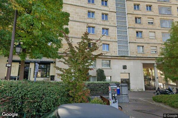 Vue Google Street View du 2 Place de Bagatelle