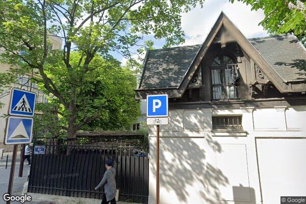 Vue Google Street View du 68 Rue Charles Laffitte