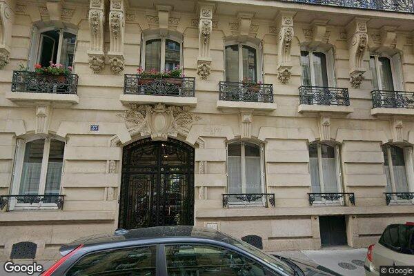 Vue Google Street View du 23 Rue d'Orléans