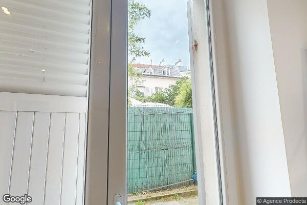 Vue Google Street View du 6 Rue d'Orléans
