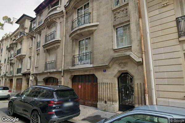 Vue Google Street View du 4 Rue de l’Amiral de Joinville