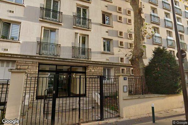 Vue Google Street View du 18 Rue de Lesseps