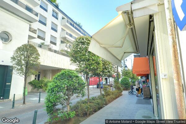 Vue Google Street View du 13 Rue des Huissiers
