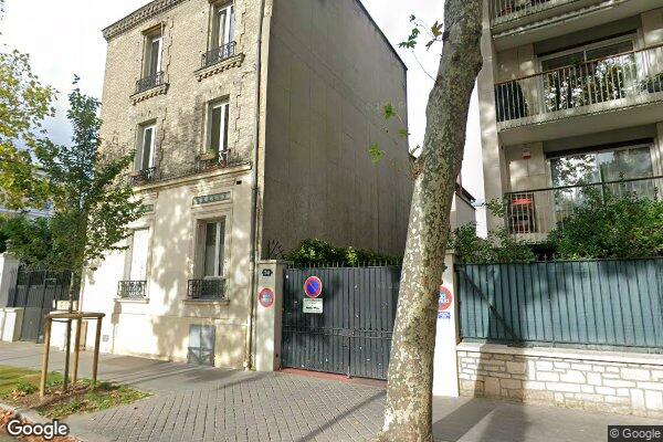 Vue Google Street View du 54 Rue Pauline Borghese
