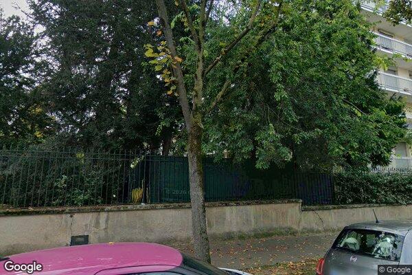 Vue Google Street View du 143 Rue Perronet