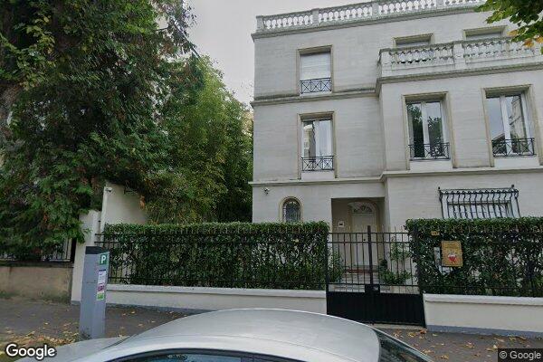 Vue Google Street View du 147 Rue Perronet