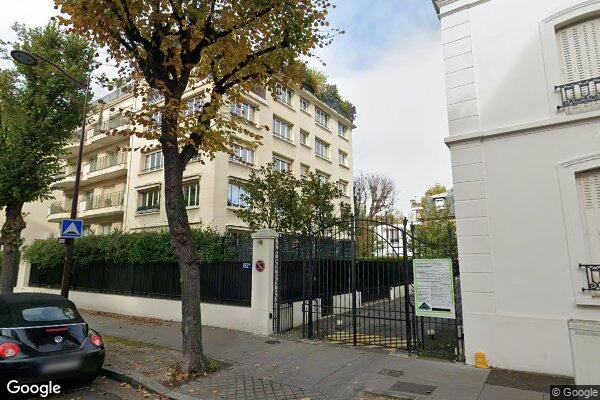 Vue Google Street View du 152 Rue Perronet