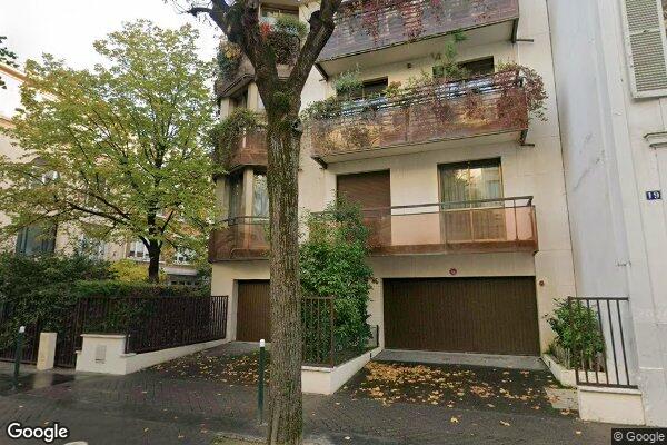 Vue Google Street View du 16 Rue Perronet