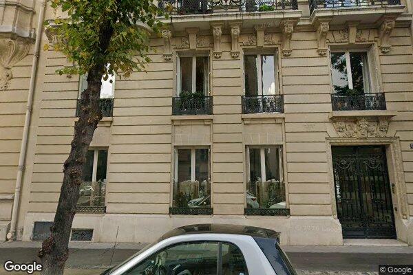 Vue Google Street View du 52 Rue Perronet