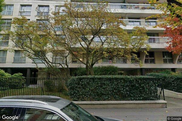 Vue Google Street View du 69 Rue Perronet