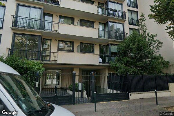 Vue Google Street View du 77 Rue Perronet